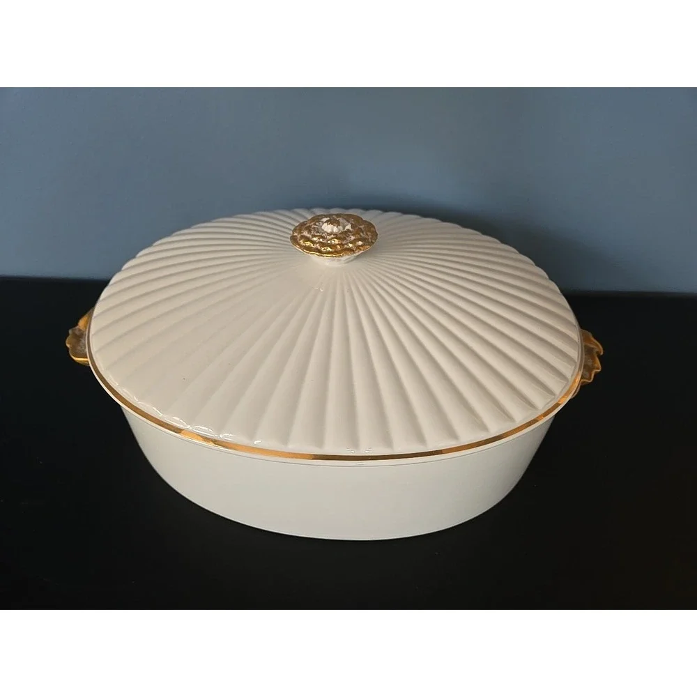Vintage Porcelain Golden Heirloom - Oval Covered Casserole Oven To Table‎